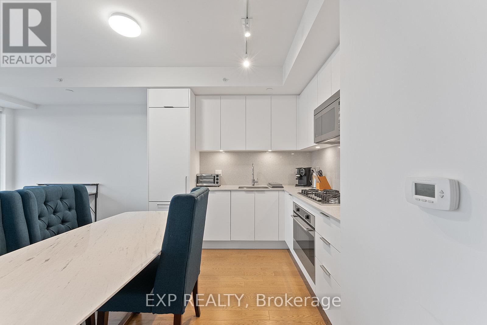 4009 - 20 Lombard Street, Toronto, Ontario  M5C 0A7 - Photo 6 - C9418493