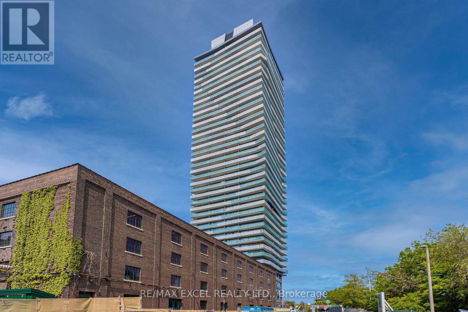 3301 - 70 DISTILLERY LANE, Toronto, Ontario