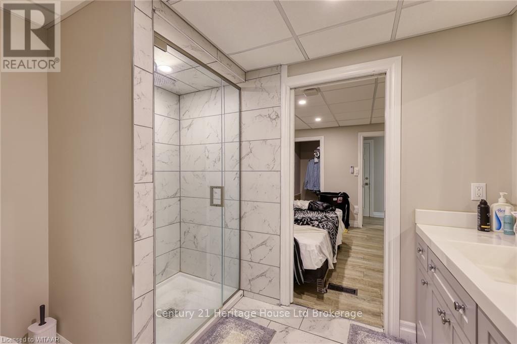 Property at 729 HOUNSFIELD STREET image 3