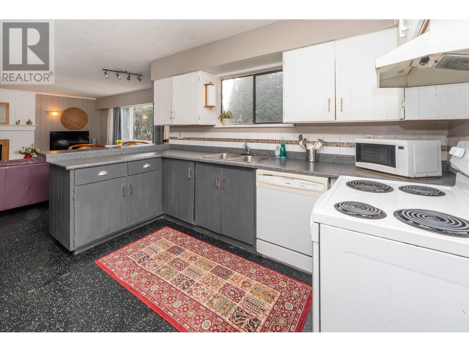 1693 Austin Avenue, Coquitlam, British Columbia  V3K 3P8 - Photo 13 - R2952310