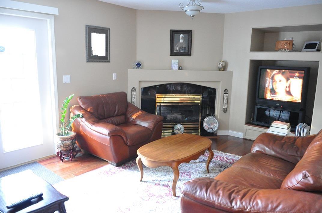 16245 111a Avenue, Surrey, British Columbia  V4N 4R7 - Photo 2 - R2953448