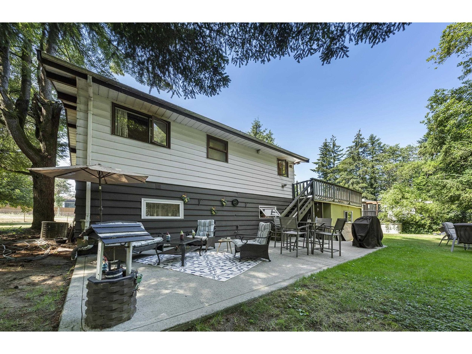 Property at 7876 139A STREET image 2