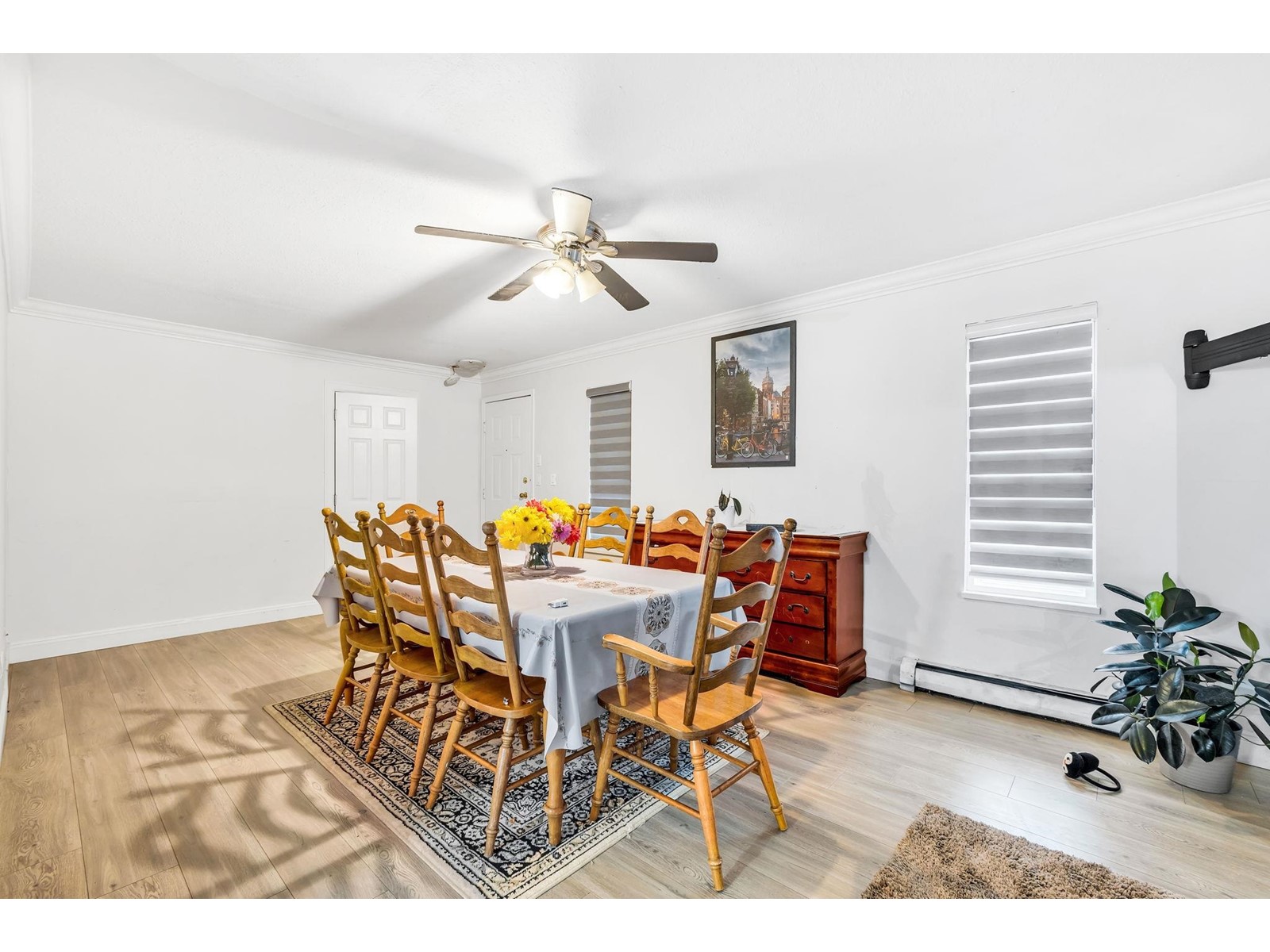8266 132a Street, Surrey, British Columbia  V3W 8Y6 - Photo 6 - R2952871