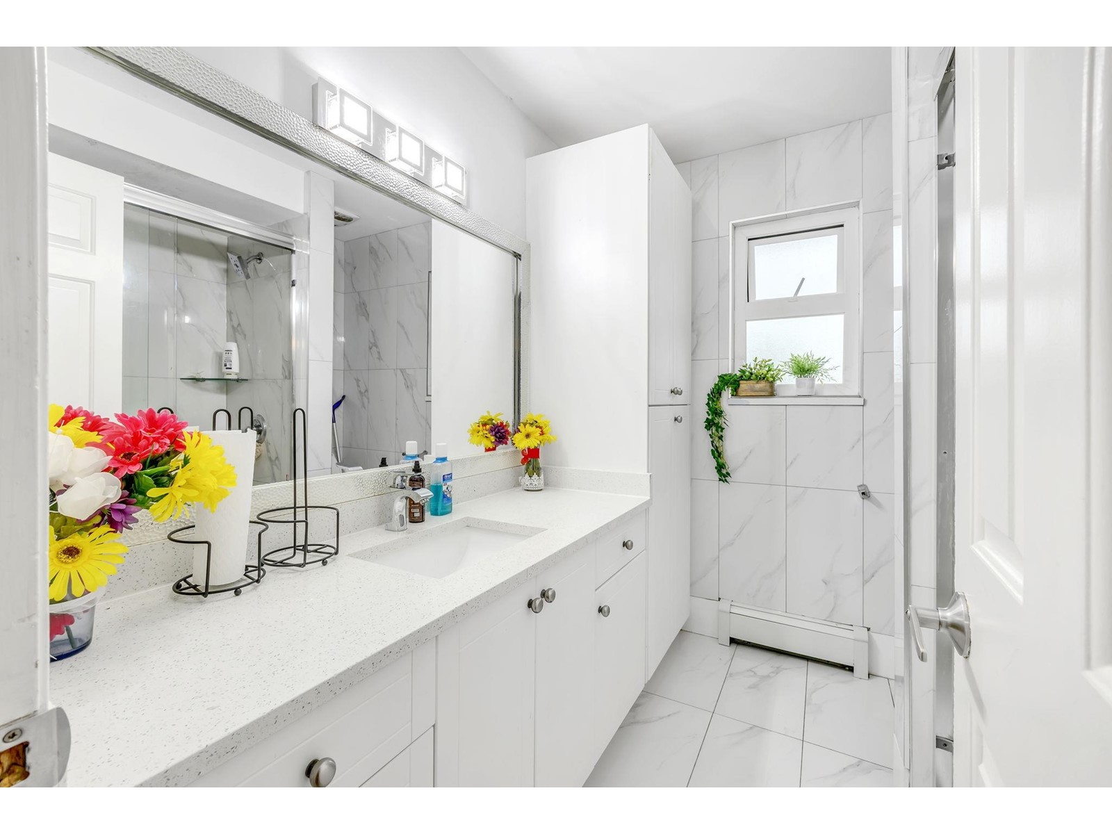 8266 132a Street, Surrey, British Columbia  V3W 8Y6 - Photo 12 - R2952871