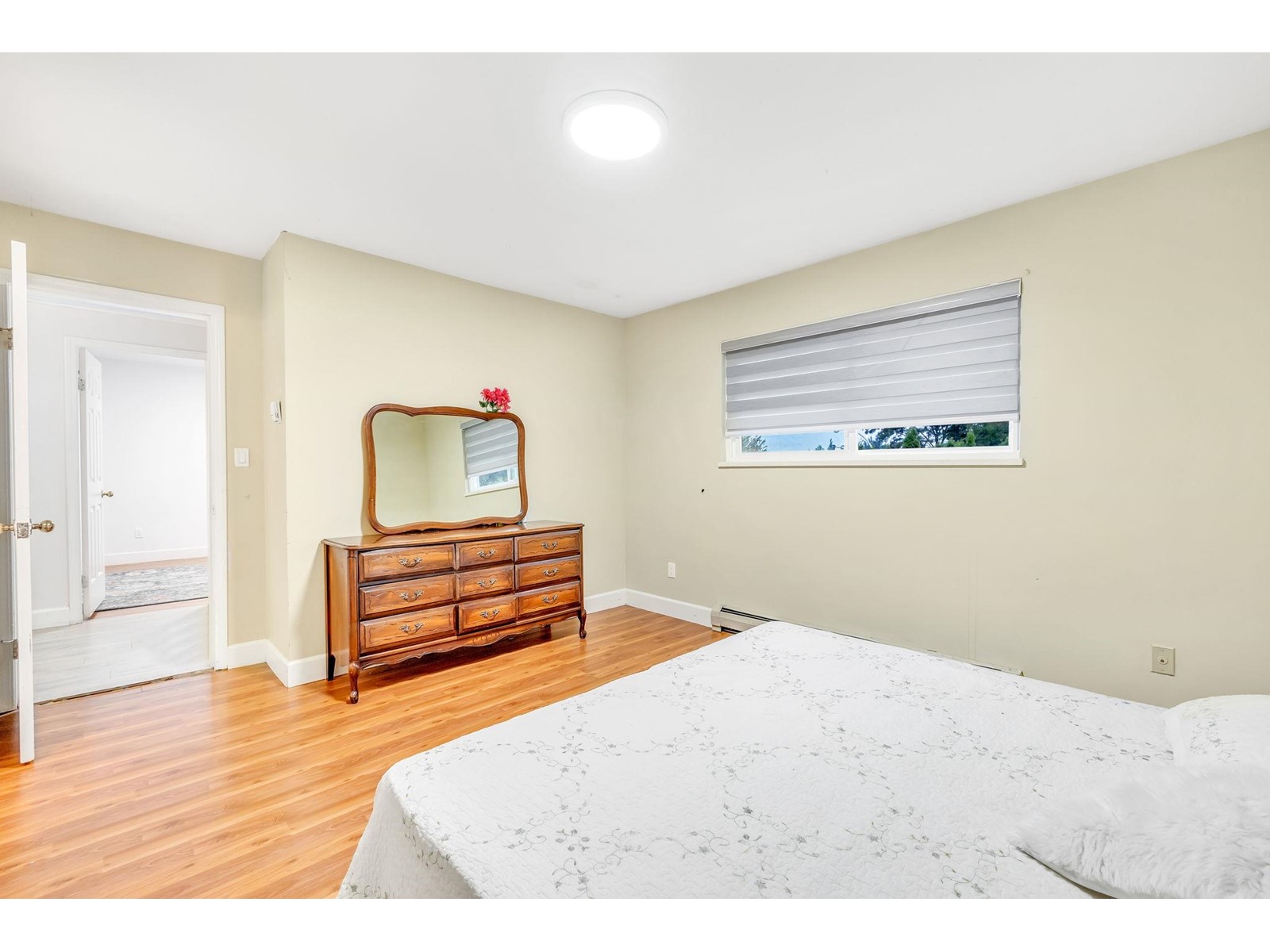 8266 132a Street, Surrey, British Columbia  V3W 8Y6 - Photo 8 - R2952871