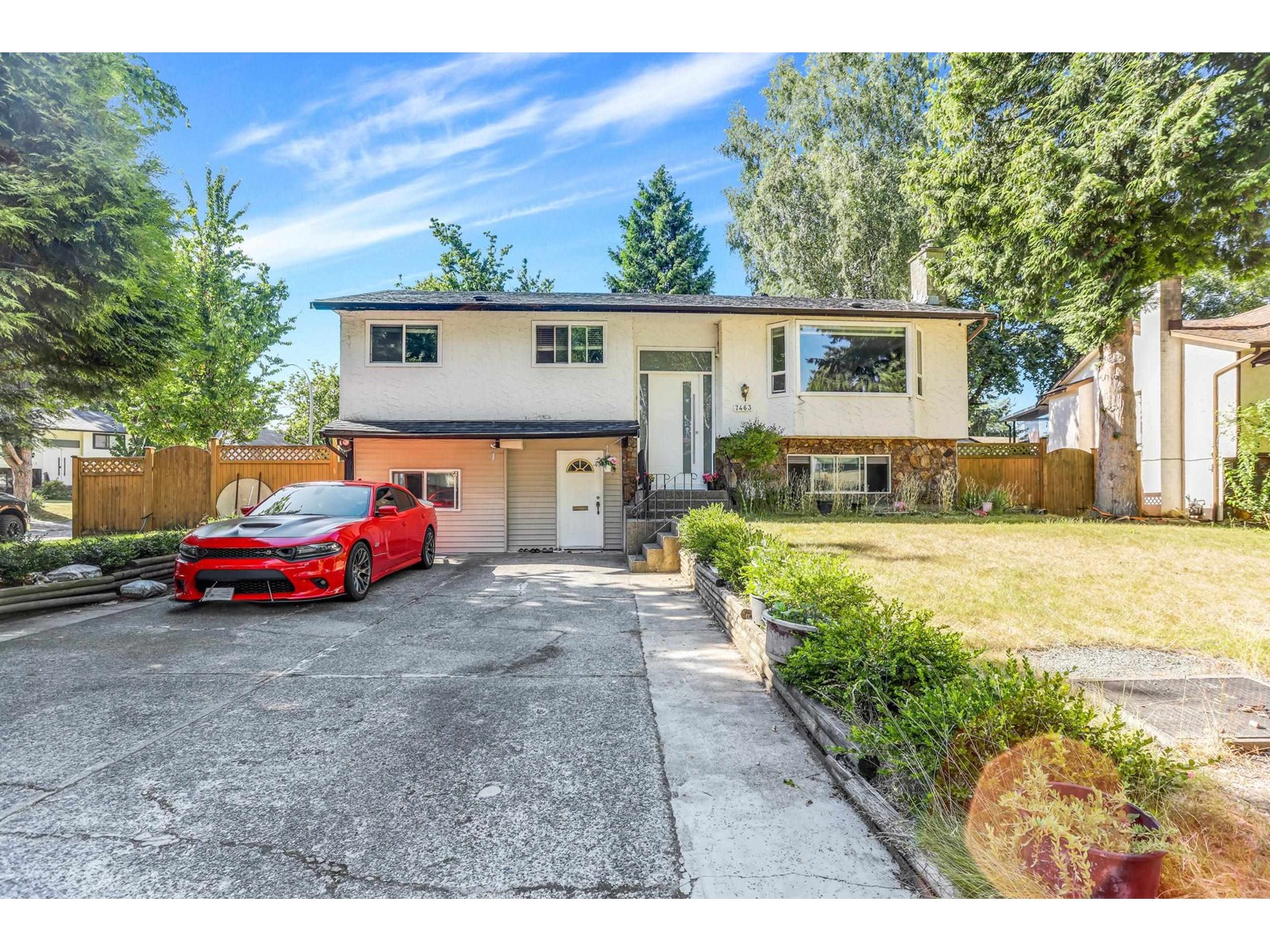 7463 TODD CRESCENT, surrey, British Columbia