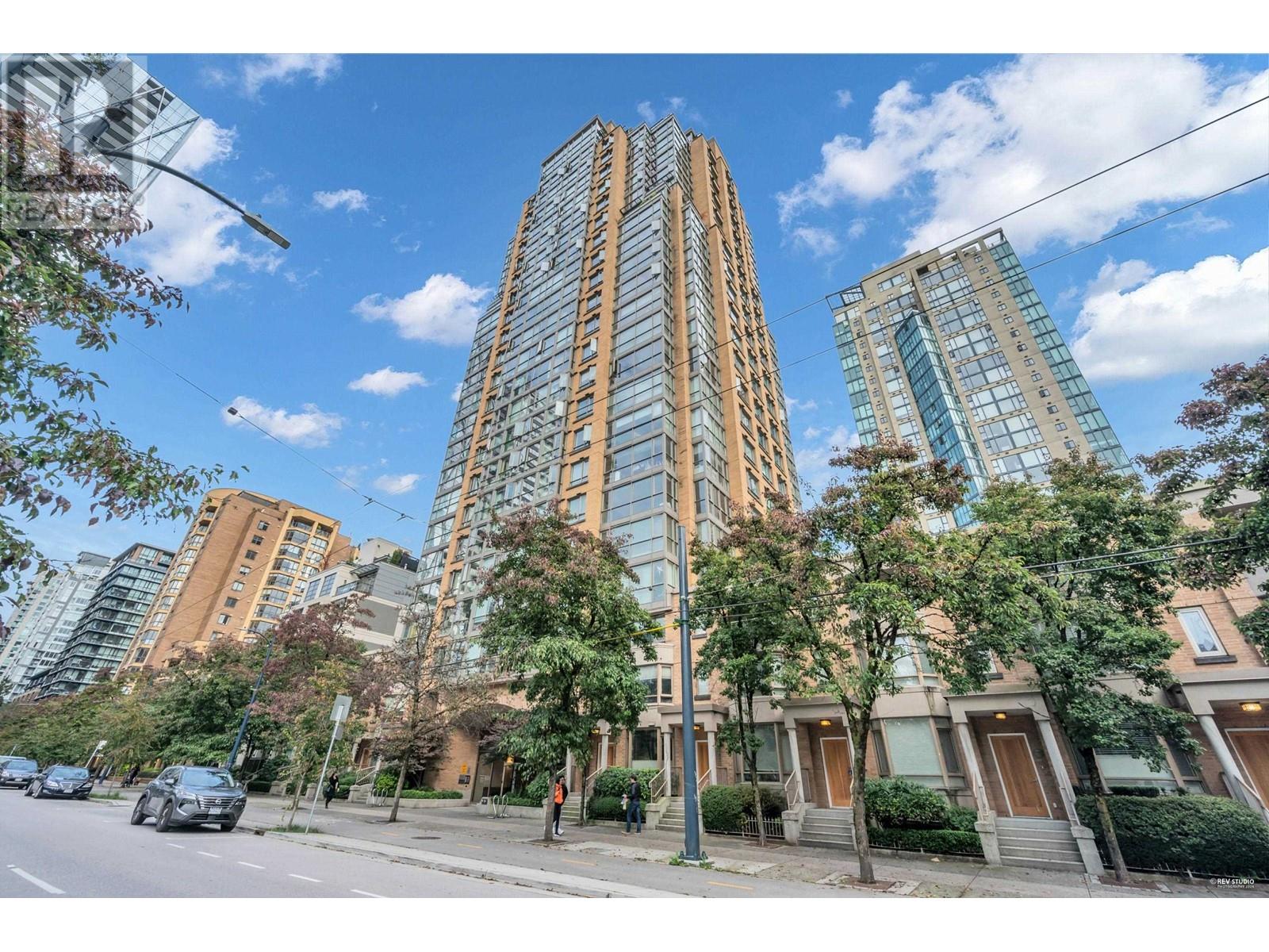 402 1188 RICHARDS STREET, vancouver, British Columbia