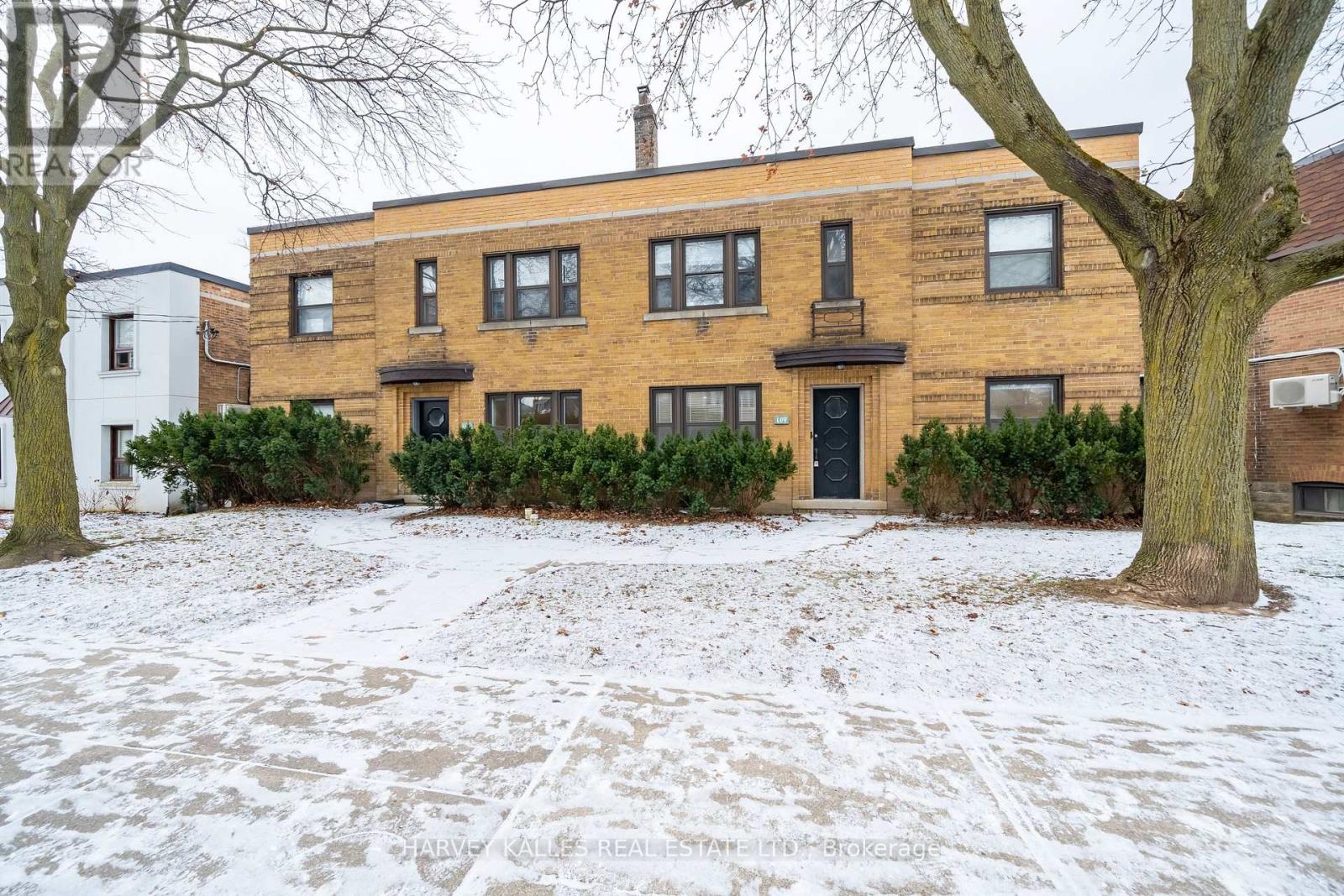 MAIN - 109 CHATSWORTH DRIVE, Toronto, Ontario