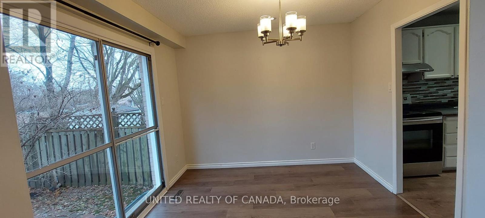 115 Huron Heights Drive, Newmarket, Ontario  L3Y 3J8 - Photo 13 - N11913405