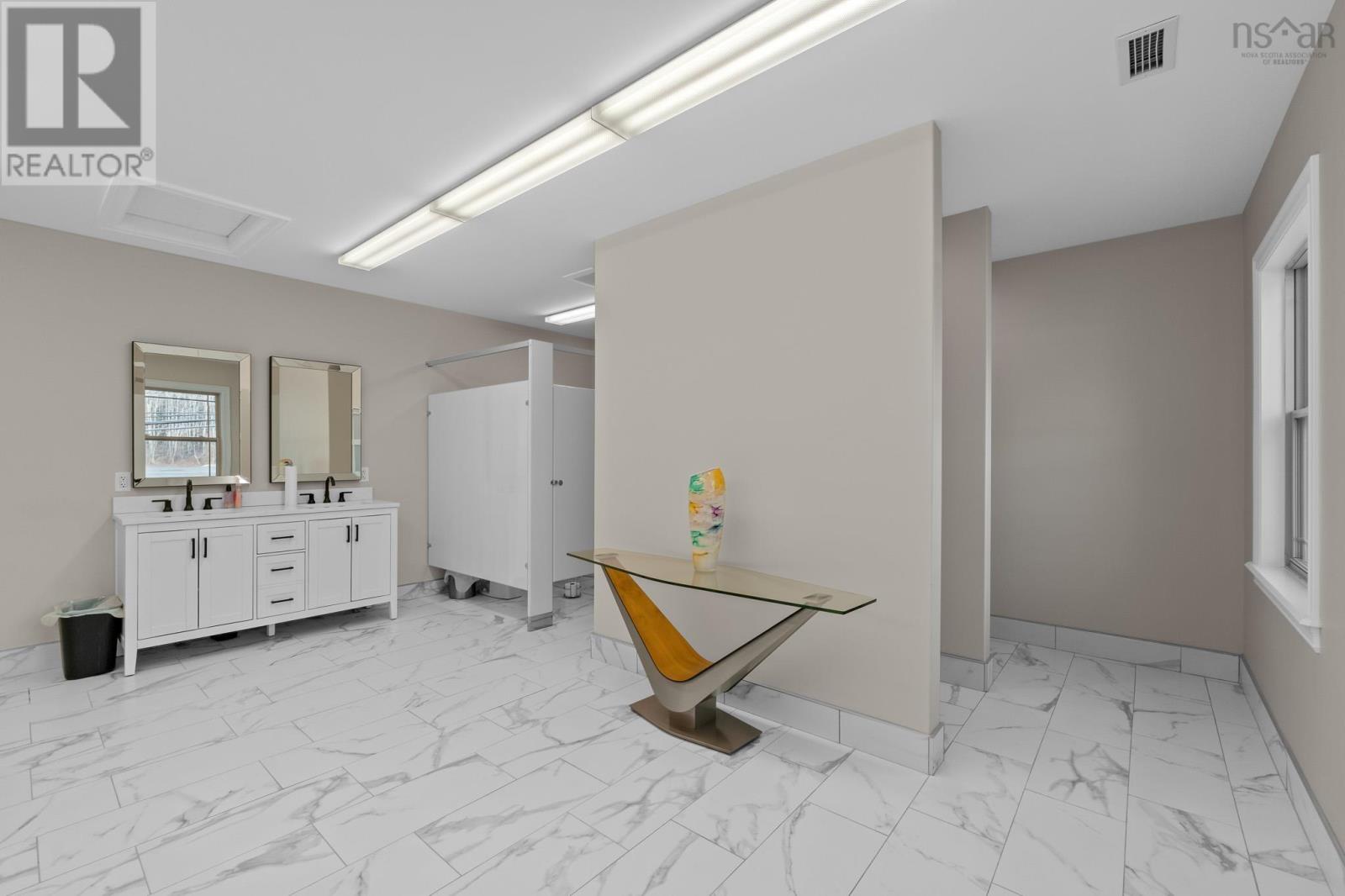 3175 Highway 2, Fall River, Nova Scotia  B2T 1J5 - Photo 19 - 202500425