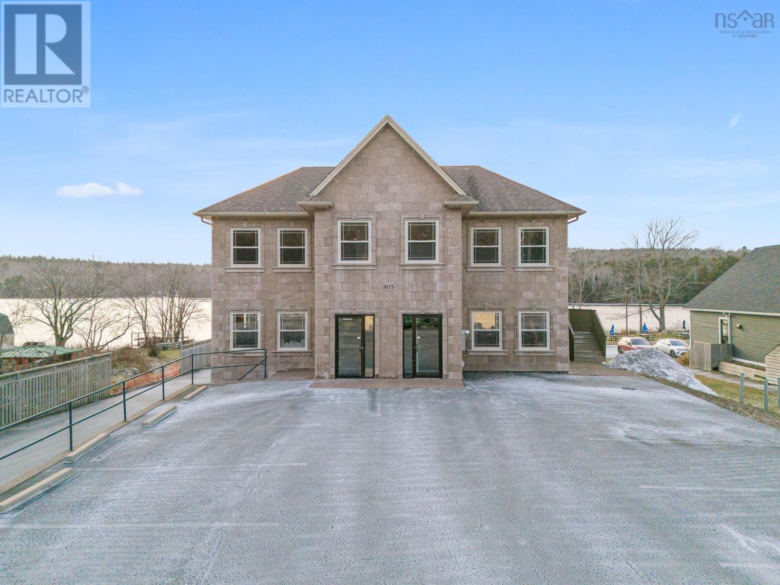 3175 Highway 2, Fall River, Nova Scotia  B2T 1J5 - Photo 2 - 202500425