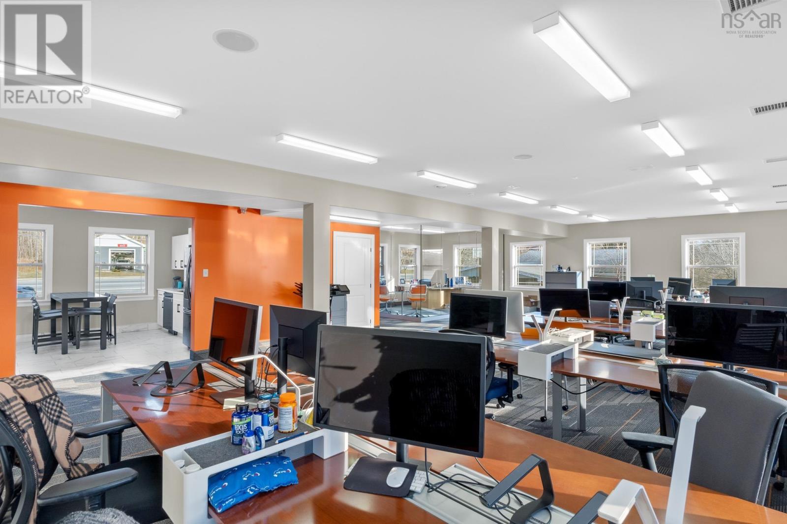 3175 Highway 2, Fall River, Nova Scotia  B2T 1J5 - Photo 21 - 202500425