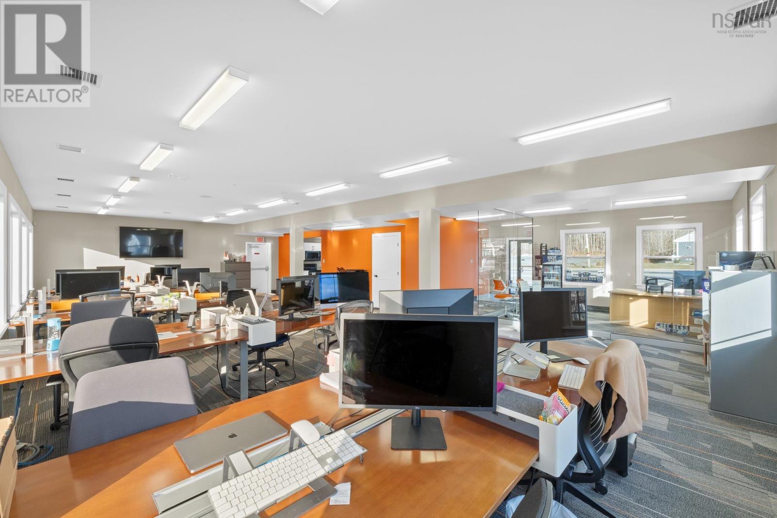 3175 Highway 2, Fall River, Nova Scotia  B2T 1J5 - Photo 34 - 202500425