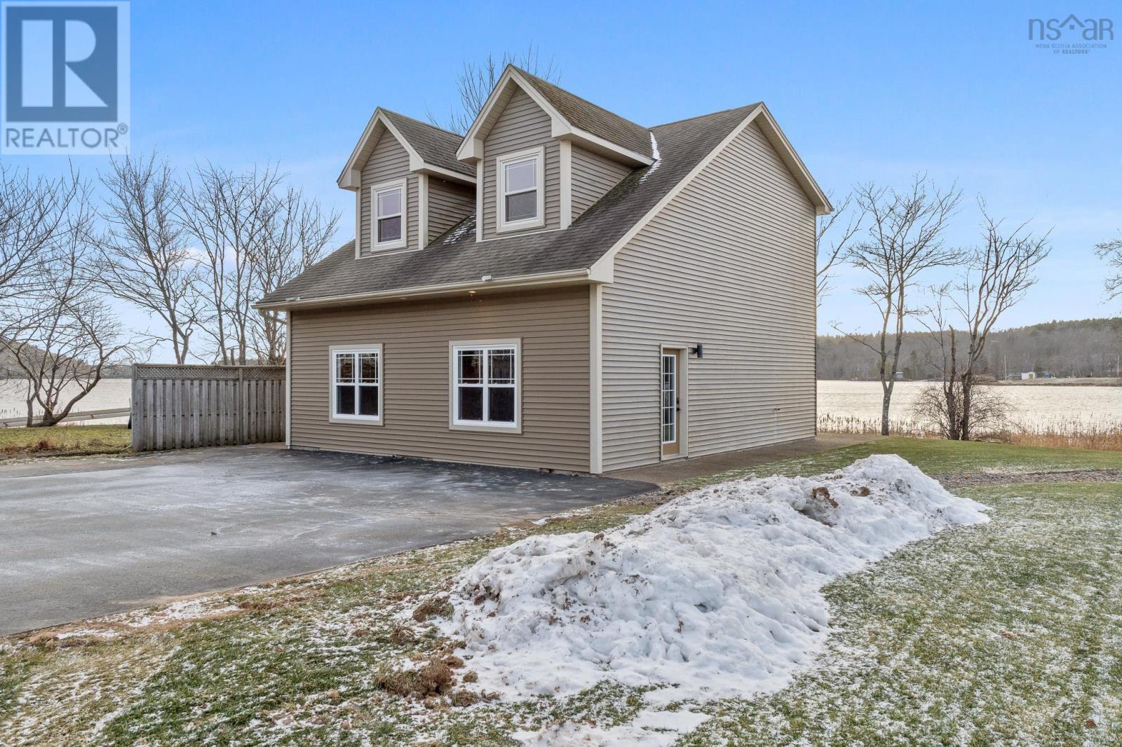 3175 Highway 2, Fall River, Nova Scotia  B2T 1J5 - Photo 43 - 202500425