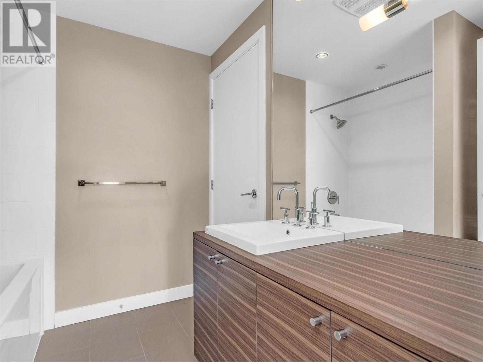 301 9150 University High Street, Burnaby, British Columbia  V5A 0C5 - Photo 18 - R2953902