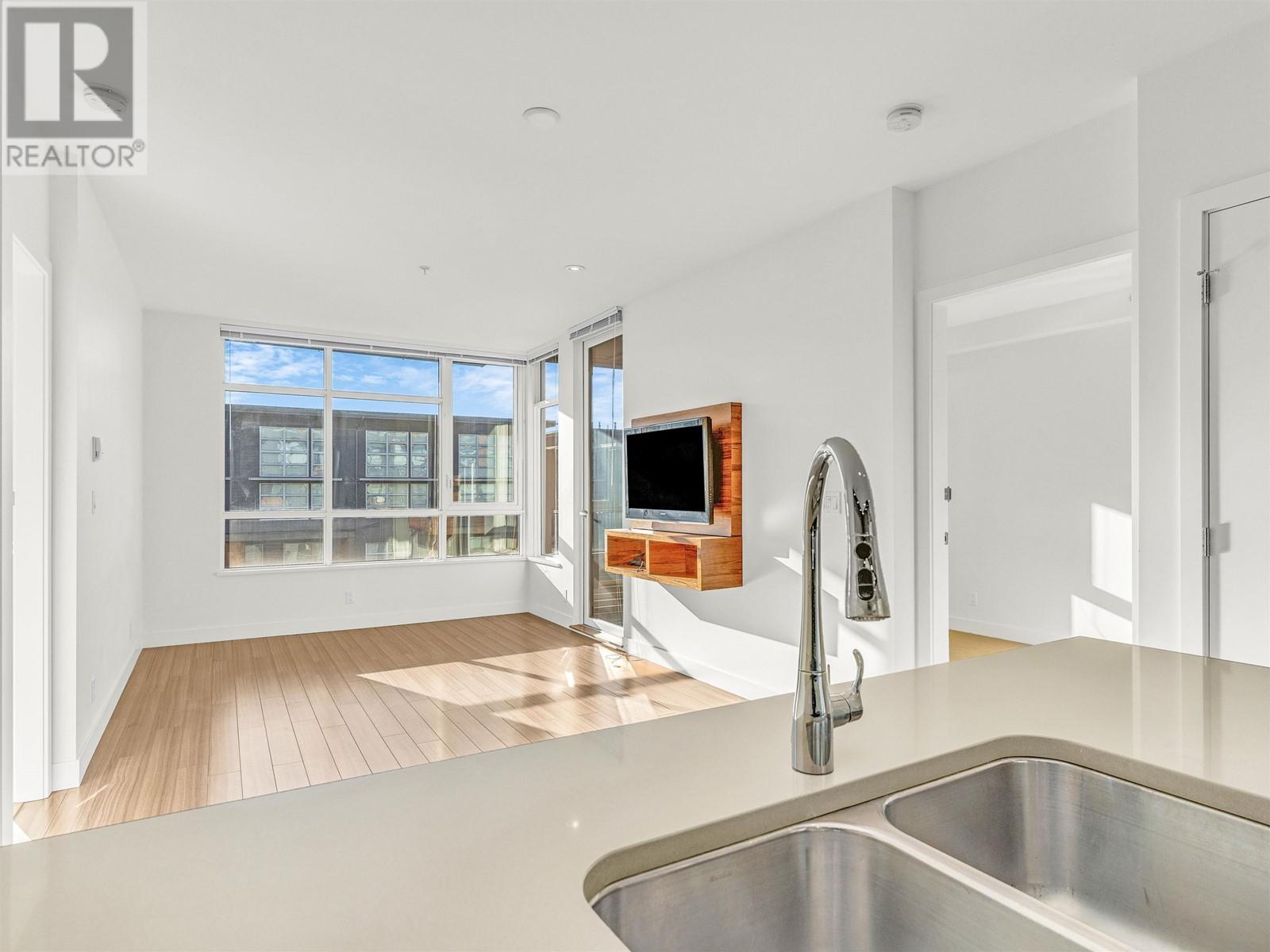 301 9150 University High Street, Burnaby, British Columbia  V5A 0C5 - Photo 9 - R2953902