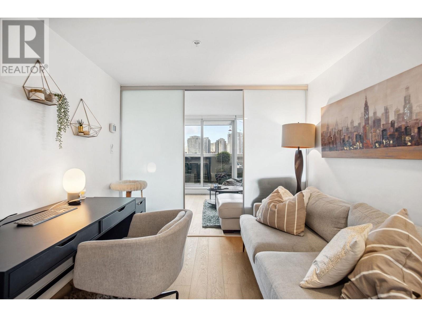 Listing Picture 19 of 33 : 802 718 MAIN STREET, Vancouver / 溫哥華 - 魯藝地產 Yvonne Lu Group - MLS Medallion Club Member