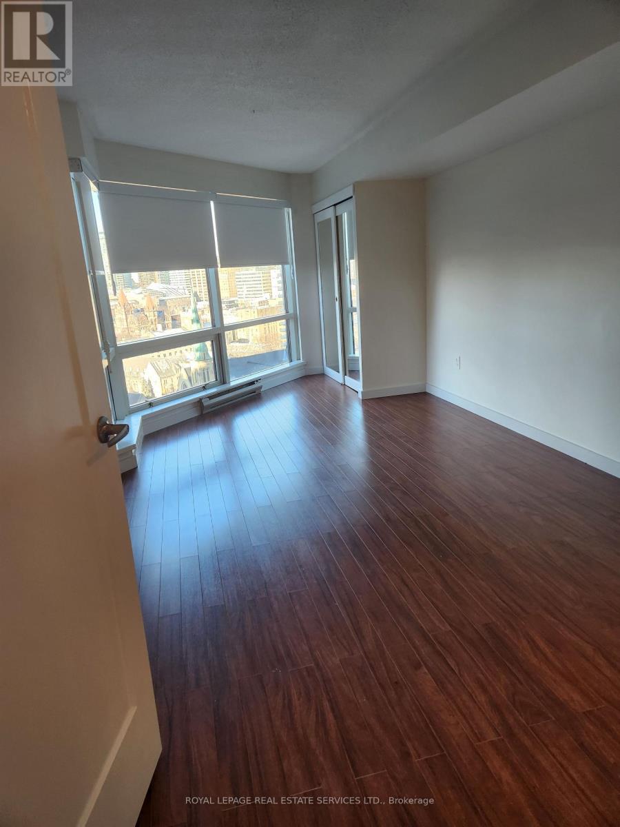 1818 - 1001 Bay Street, Toronto, Ontario  M5S 3A6 - Photo 15 - C11912180