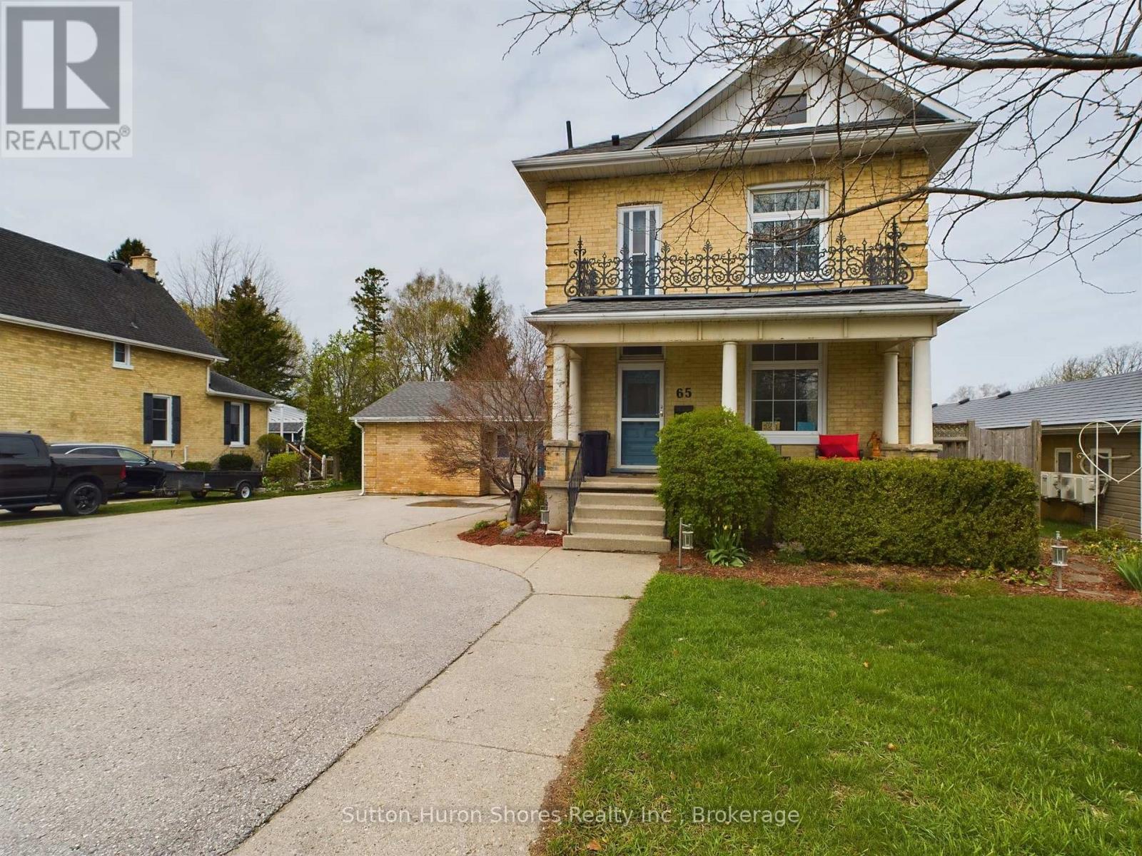 65 Albert Street S, Saugeen Shores, Ontario  N0H 2L0 - Photo 2 - X11913543