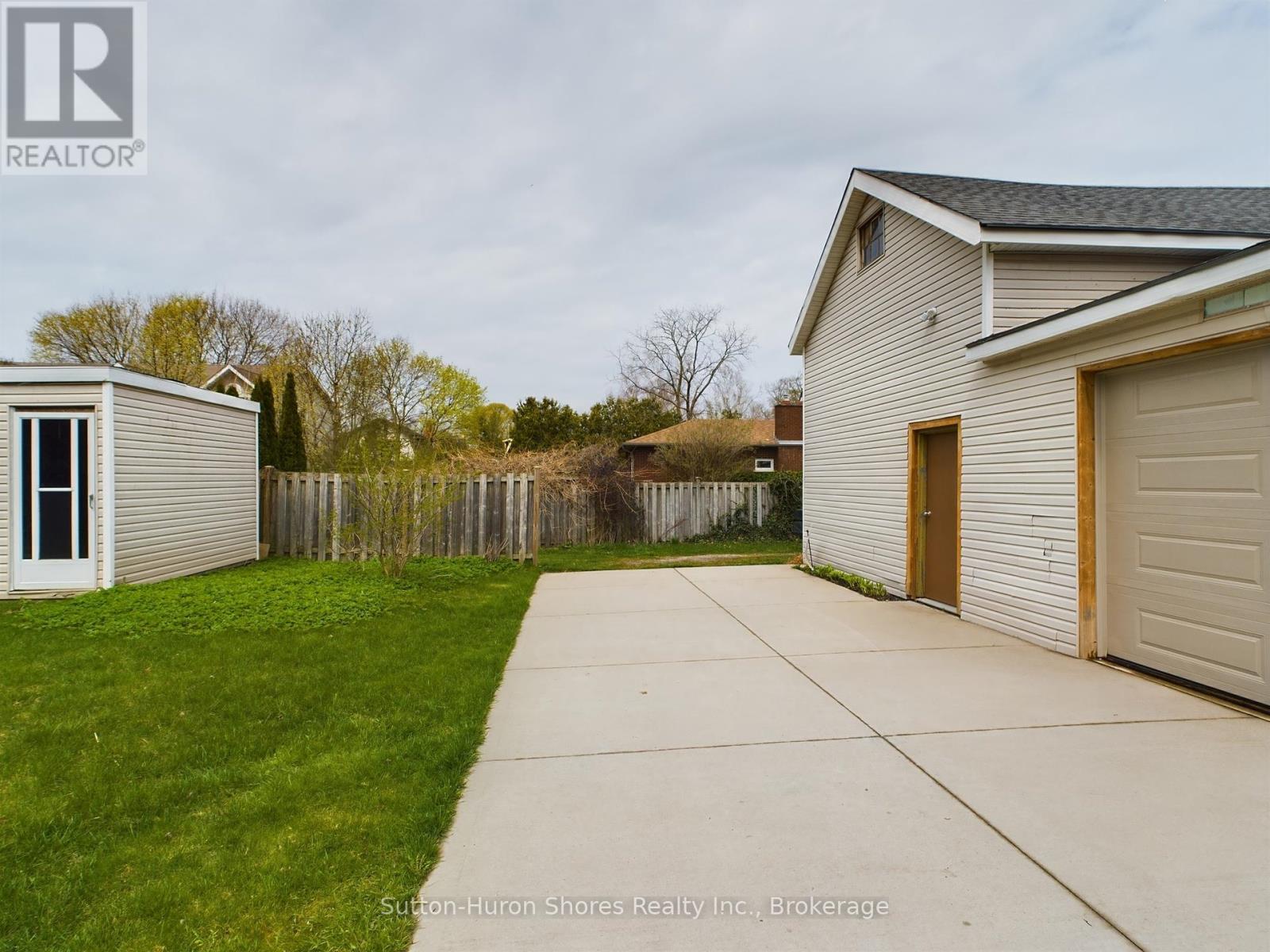 65 Albert Street S, Saugeen Shores, Ontario  N0H 2L0 - Photo 9 - X11913543