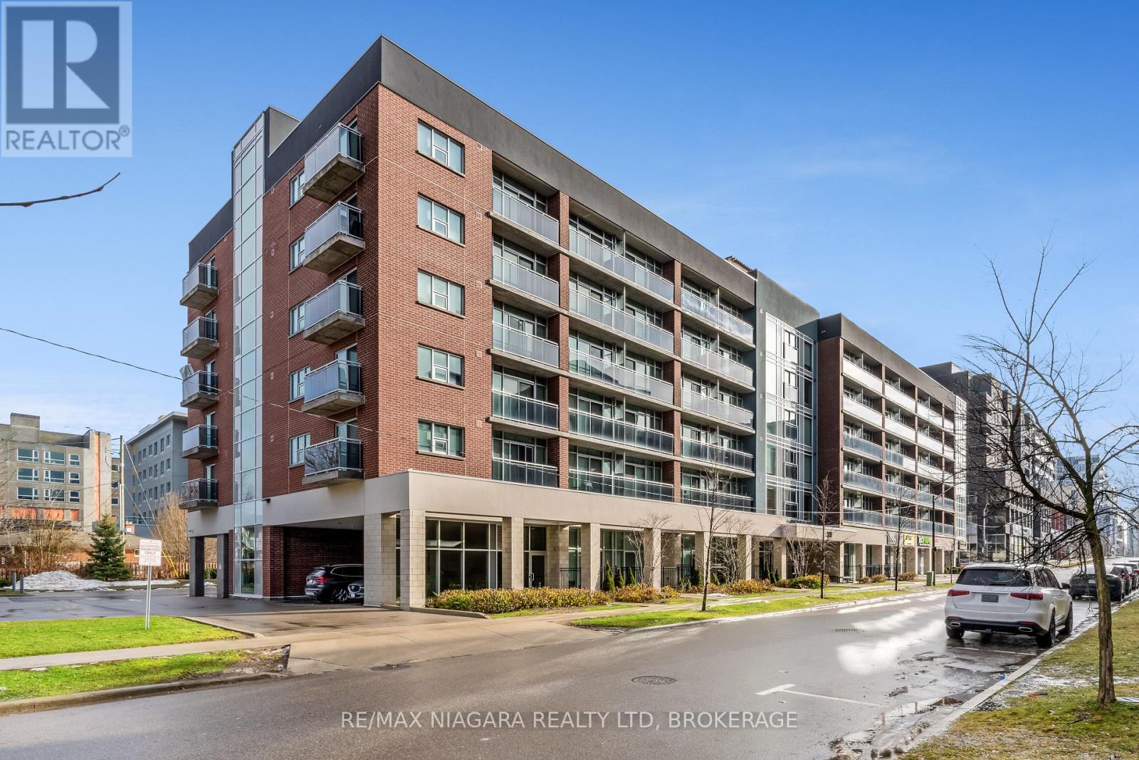 Property at 504 - 308 LESTER STREET image 1