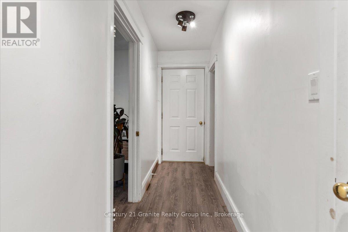 15 Newcastle Street, Minden Hills, Ontario  K0M 2A0 - Photo 11 - X11913745