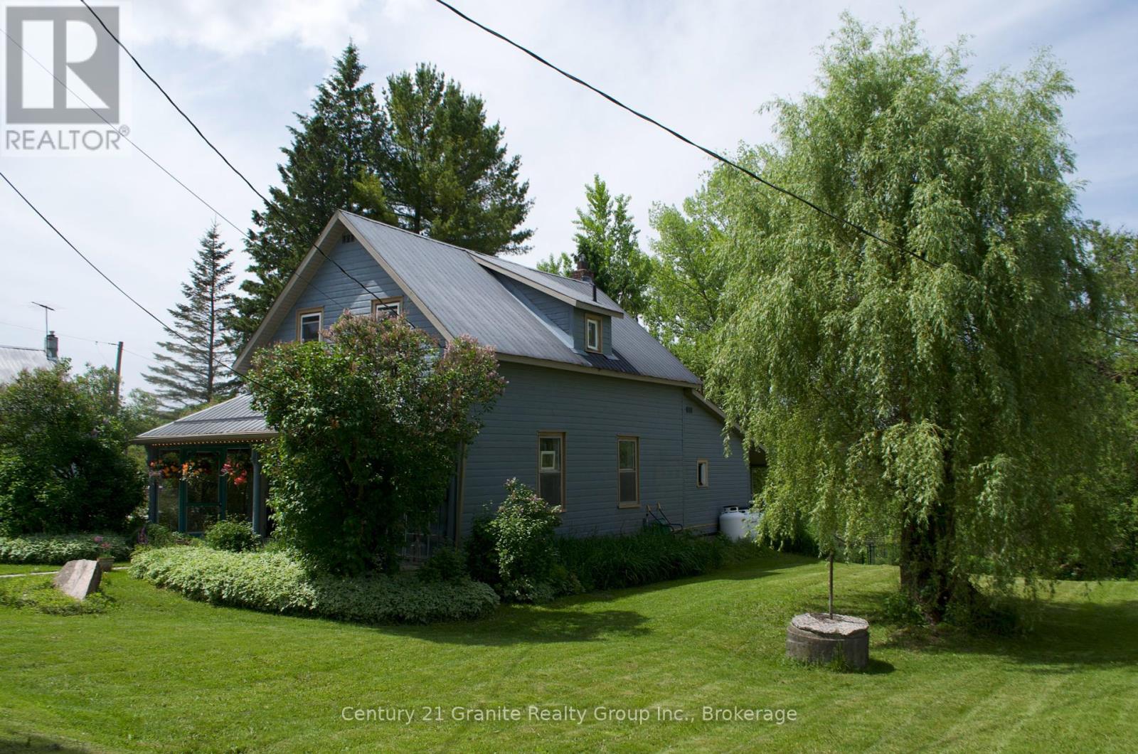 15 Newcastle Street, Minden Hills, Ontario  K0M 2A0 - Photo 2 - X11913745