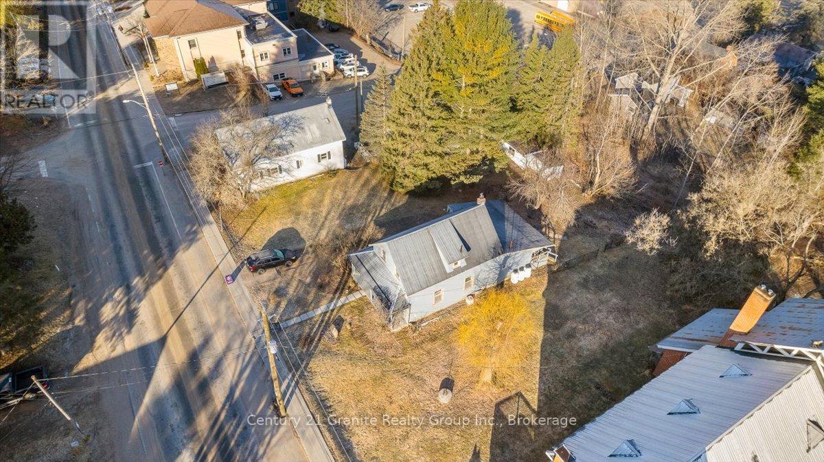 15 Newcastle Street, Minden Hills, Ontario  K0M 2A0 - Photo 25 - X11913745