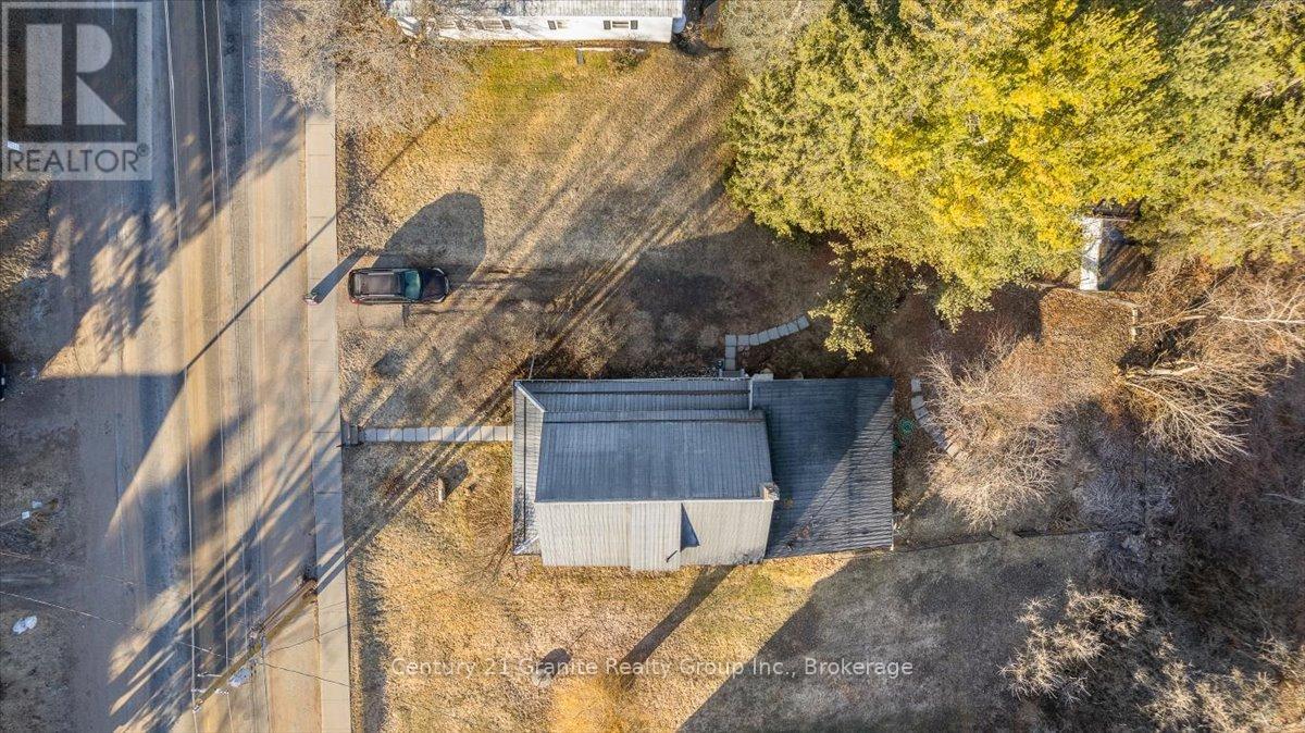 15 Newcastle Street, Minden Hills, Ontario  K0M 2A0 - Photo 28 - X11913745