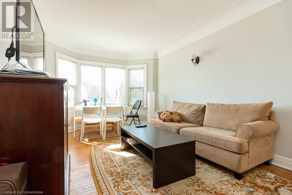 Property at 1028 MAIN Street W image 3
