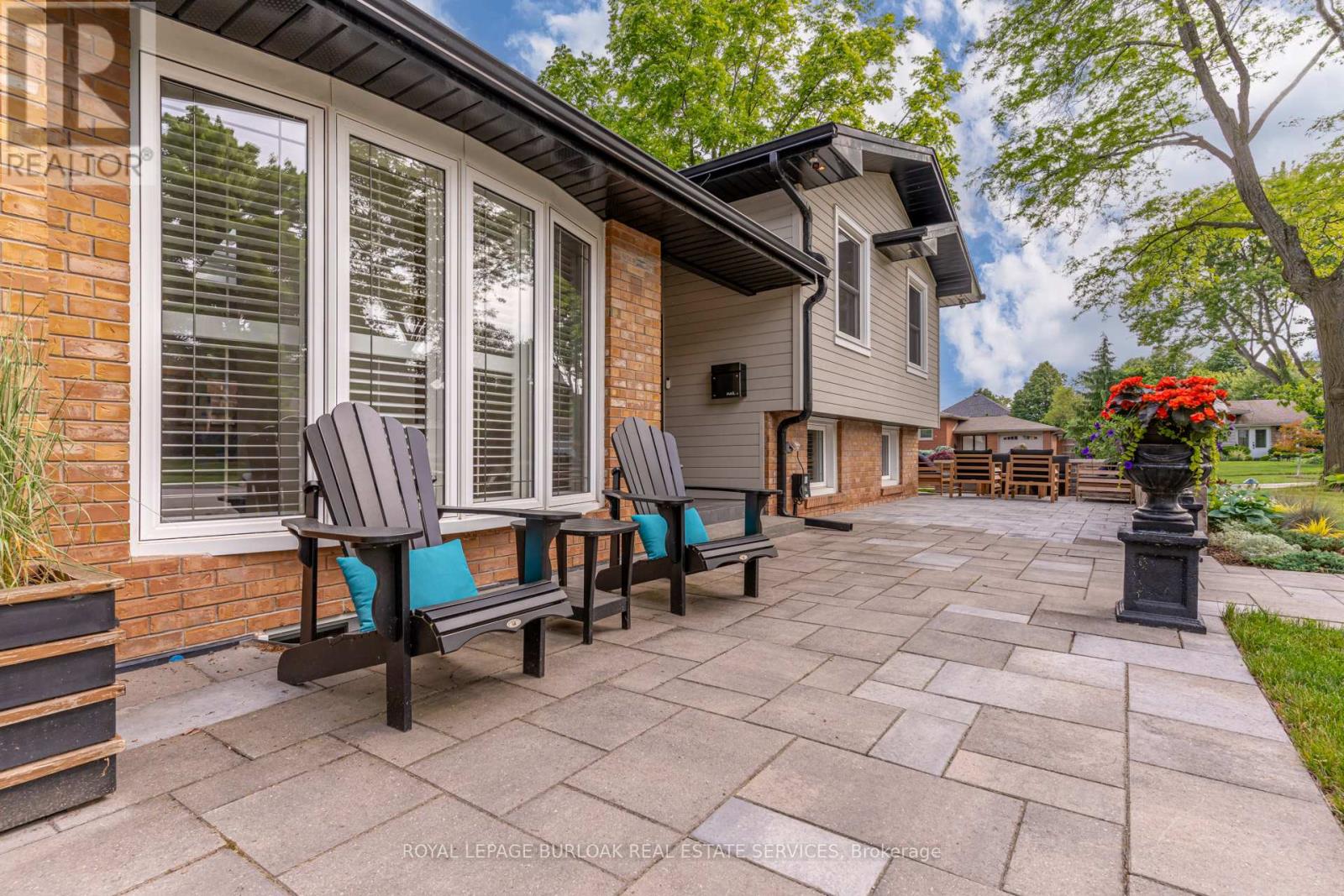 Property at 313 SILVANA CRESCENT image 3