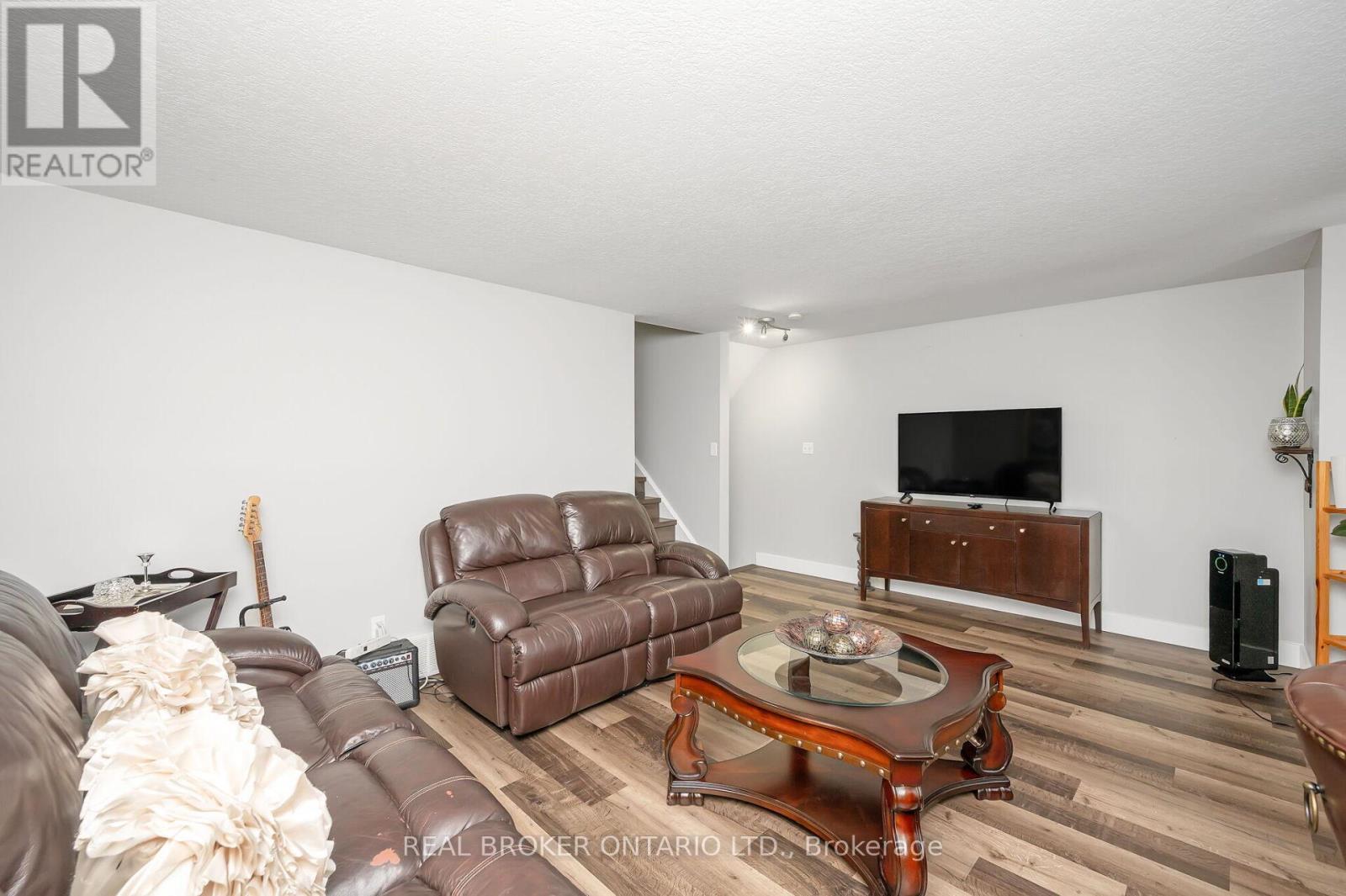 94 Rochefort Street, Kitchener, Ontario  N2R 1V6 - Photo 16 - X11545316