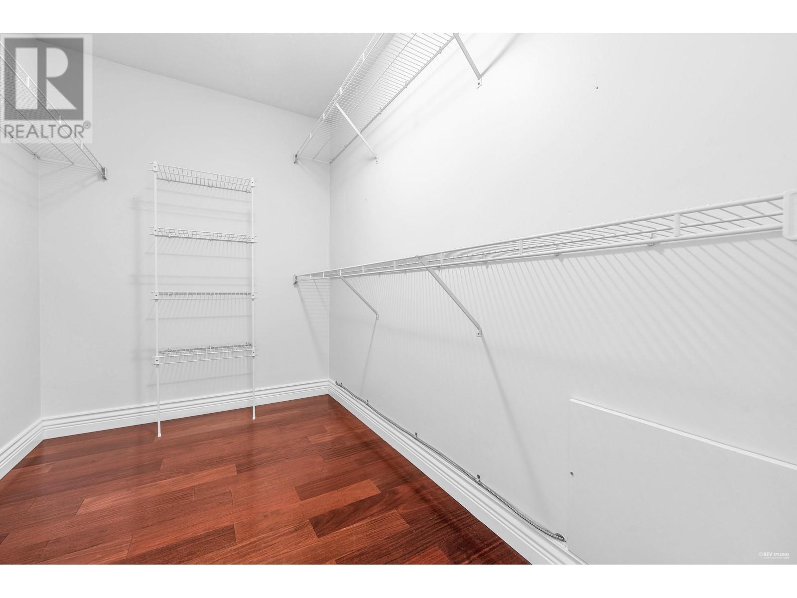 Listing Picture 24 of 36 : 8483 CORNISH STREET, Vancouver / 溫哥華 - 魯藝地產 Yvonne Lu Group - MLS Medallion Club Member