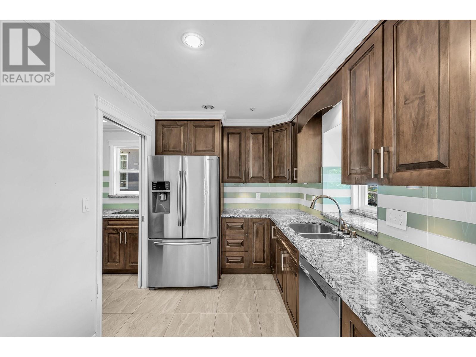 Listing Picture 17 of 36 : 8483 CORNISH STREET, Vancouver / 溫哥華 - 魯藝地產 Yvonne Lu Group - MLS Medallion Club Member