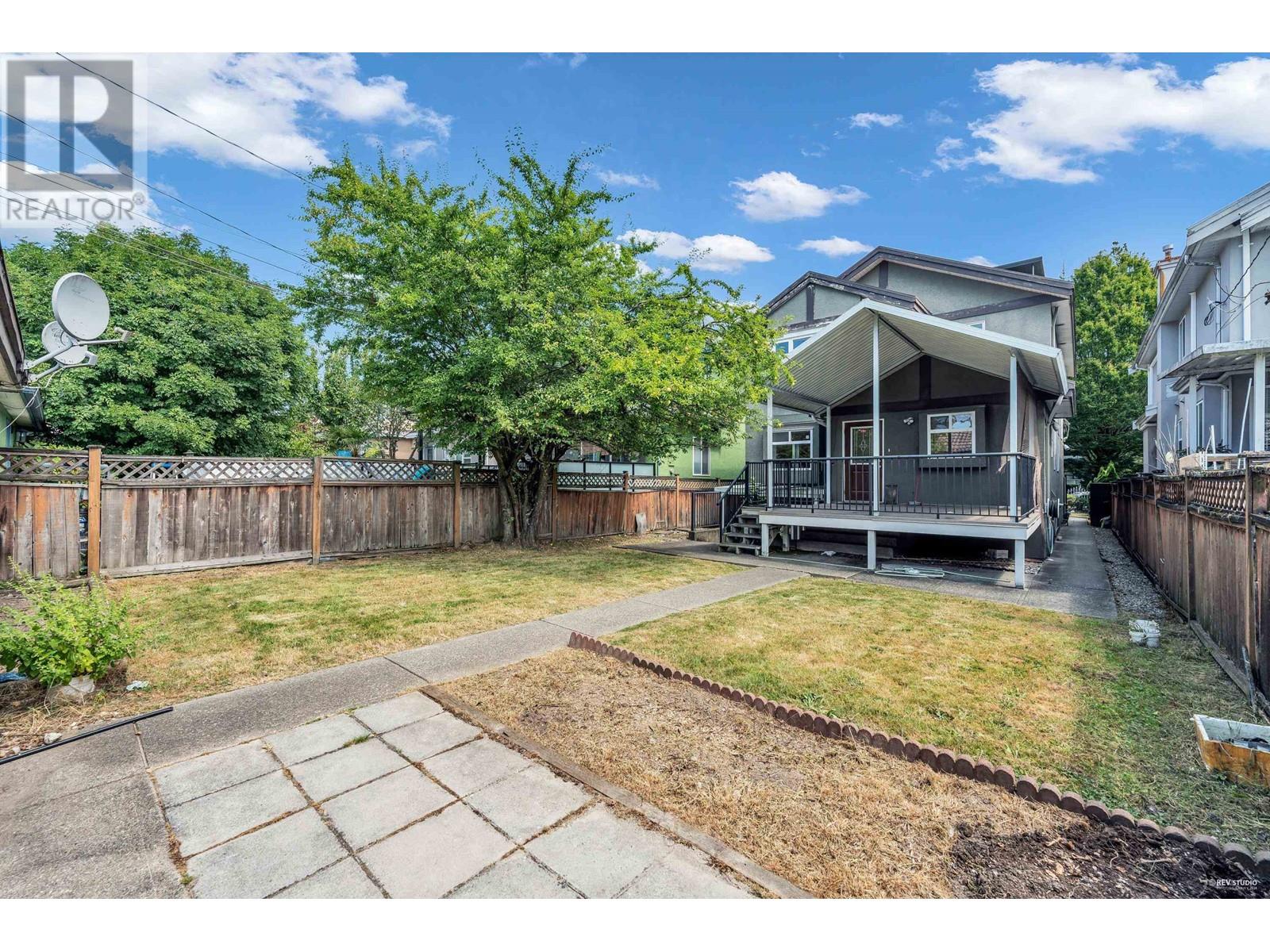 Listing Picture 34 of 36 : 8483 CORNISH STREET, Vancouver / 溫哥華 - 魯藝地產 Yvonne Lu Group - MLS Medallion Club Member