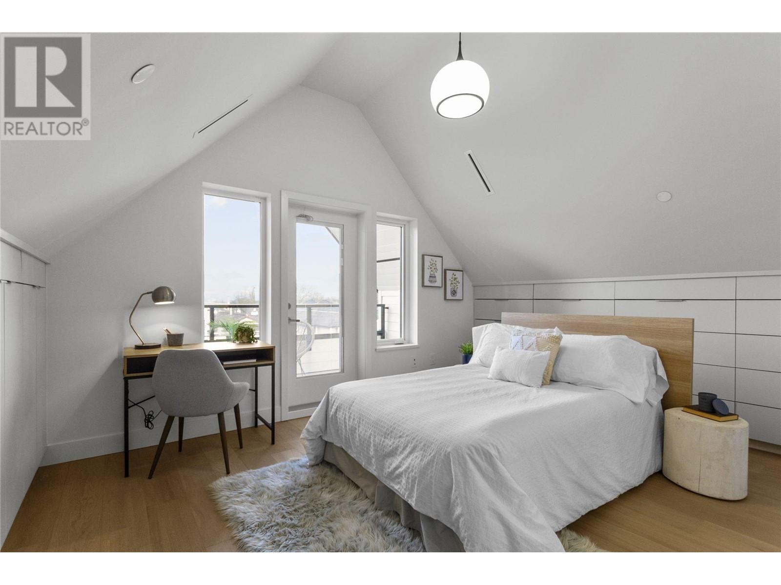 2 2169 Charles Street, Vancouver, British Columbia  V5L 2V2 - Photo 20 - R2954015