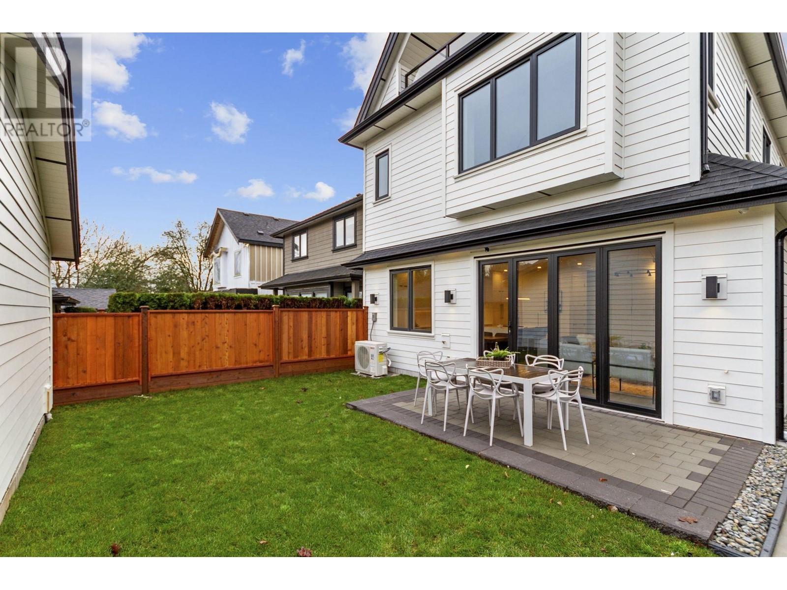 2 2169 Charles Street, Vancouver, British Columbia  V5L 2V2 - Photo 24 - R2954015