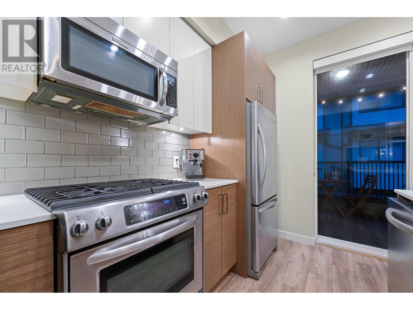 205 2135 Heritage Park Lane, North Vancouver, British Columbia  V7H 0B6 - Photo 12 - R2954049