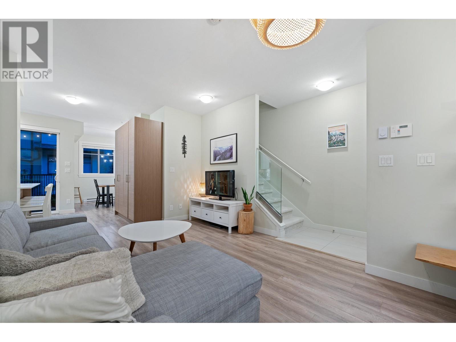 205 2135 Heritage Park Lane, North Vancouver, British Columbia  V7H 0B6 - Photo 5 - R2954049