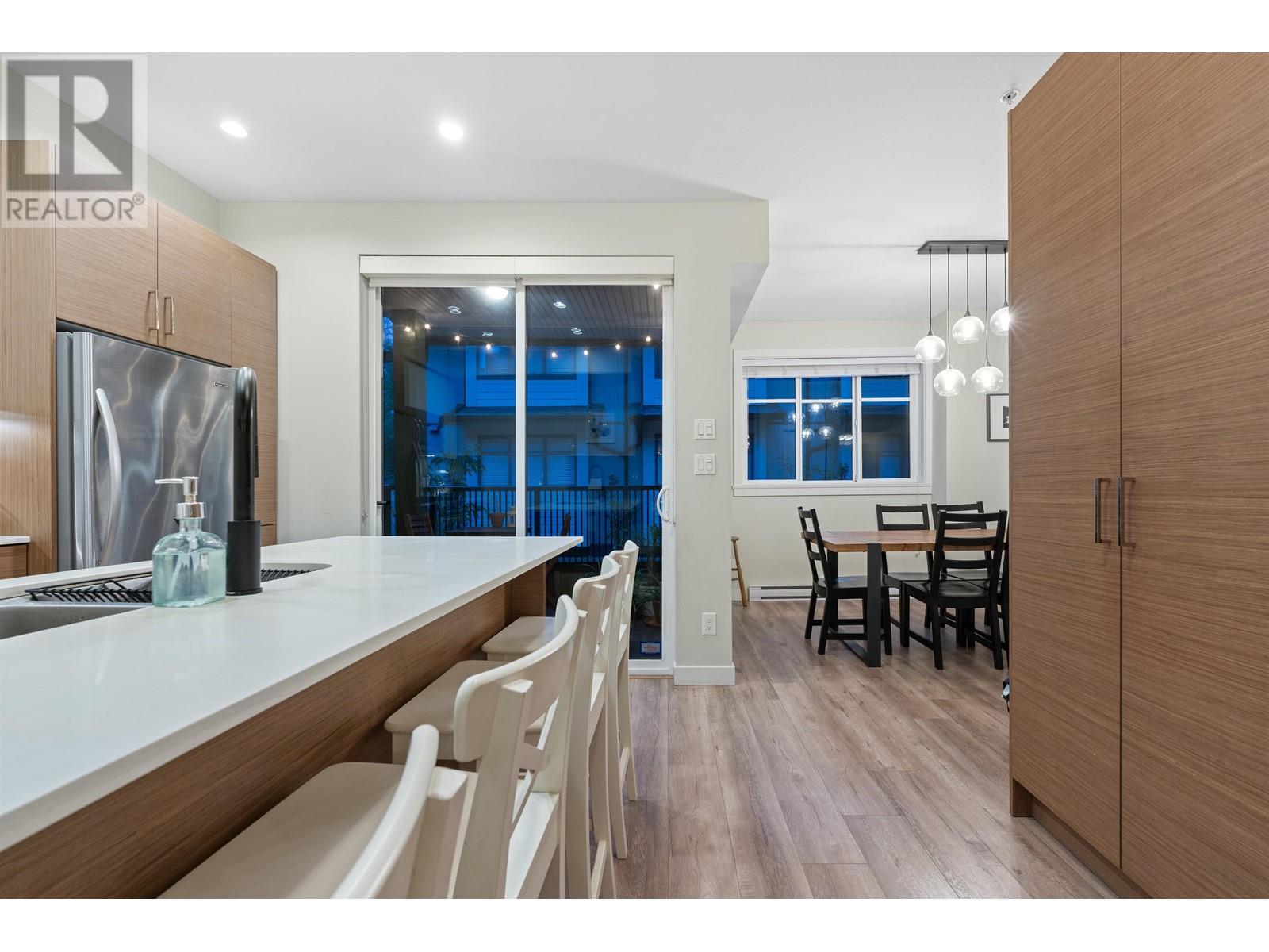 205 2135 Heritage Park Lane, North Vancouver, British Columbia  V7H 0B6 - Photo 9 - R2954049