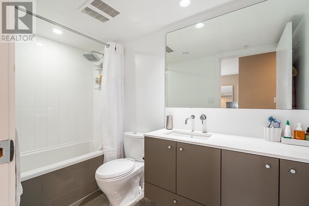 Listing Picture 18 of 31 : 1003 999 SEYMOUR STREET, Vancouver / 溫哥華 - 魯藝地產 Yvonne Lu Group - MLS Medallion Club Member