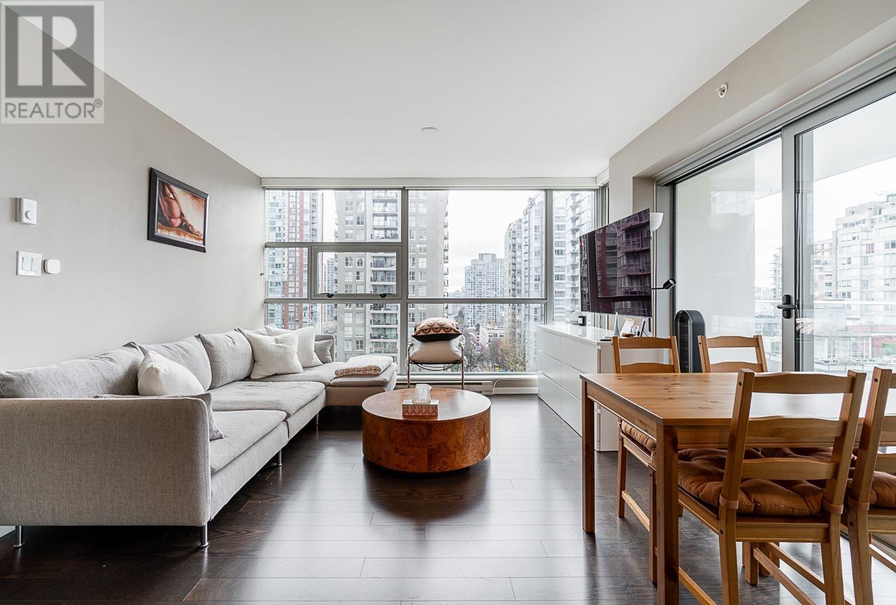 Listing Picture 2 of 31 : 1003 999 SEYMOUR STREET, Vancouver / 溫哥華 - 魯藝地產 Yvonne Lu Group - MLS Medallion Club Member