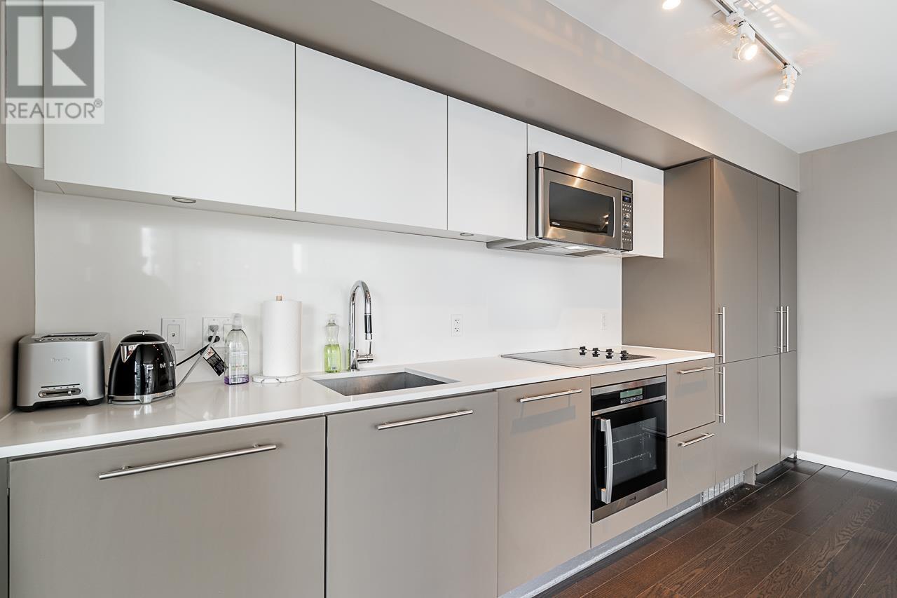 Listing Picture 6 of 31 : 1003 999 SEYMOUR STREET, Vancouver / 溫哥華 - 魯藝地產 Yvonne Lu Group - MLS Medallion Club Member