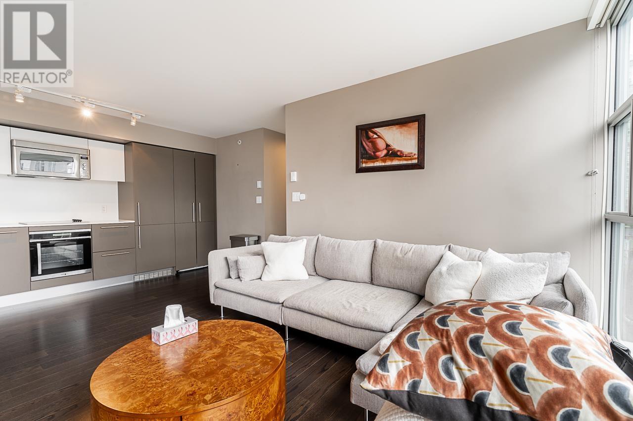 Listing Picture 7 of 31 : 1003 999 SEYMOUR STREET, Vancouver / 溫哥華 - 魯藝地產 Yvonne Lu Group - MLS Medallion Club Member