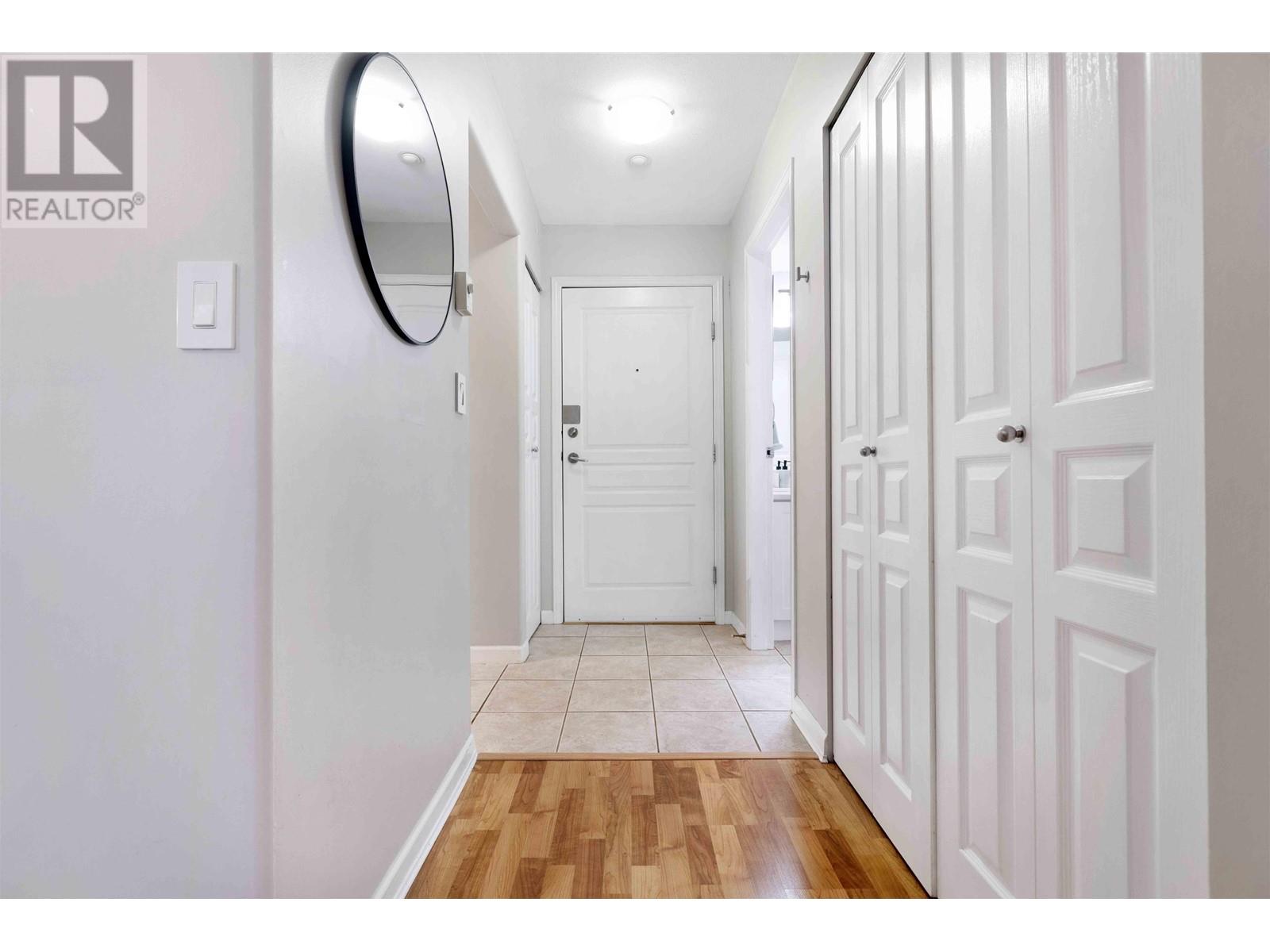 Listing Picture 12 of 30 : 308 12633 NO. 2 ROAD, Richmond / 烈治文 - 魯藝地產 Yvonne Lu Group - MLS Medallion Club Member