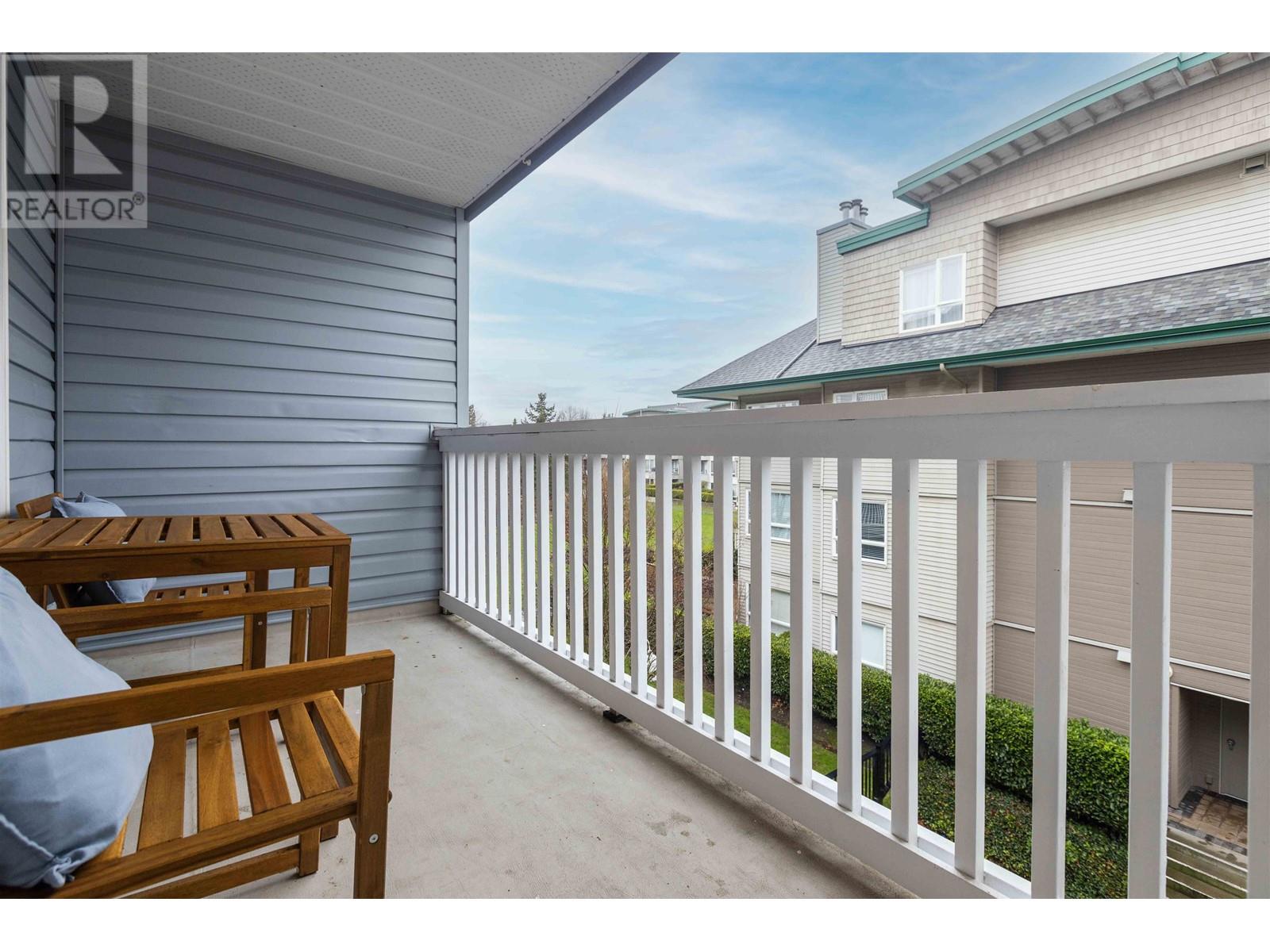 Listing Picture 22 of 30 : 308 12633 NO. 2 ROAD, Richmond / 烈治文 - 魯藝地產 Yvonne Lu Group - MLS Medallion Club Member