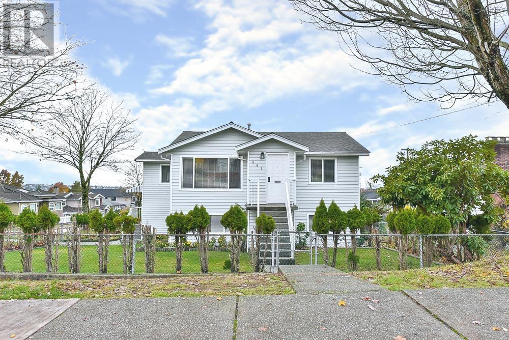 Property at 881 MACDONALD AVENUE image