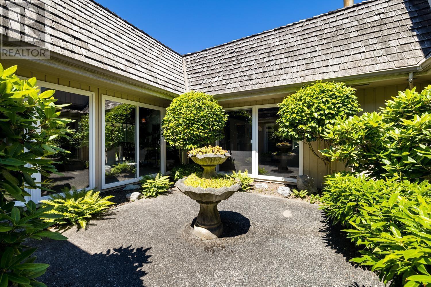 7500 Glacier Crescent, Richmond, British Columbia  V7A 1L5 - Photo 5 - R2954075
