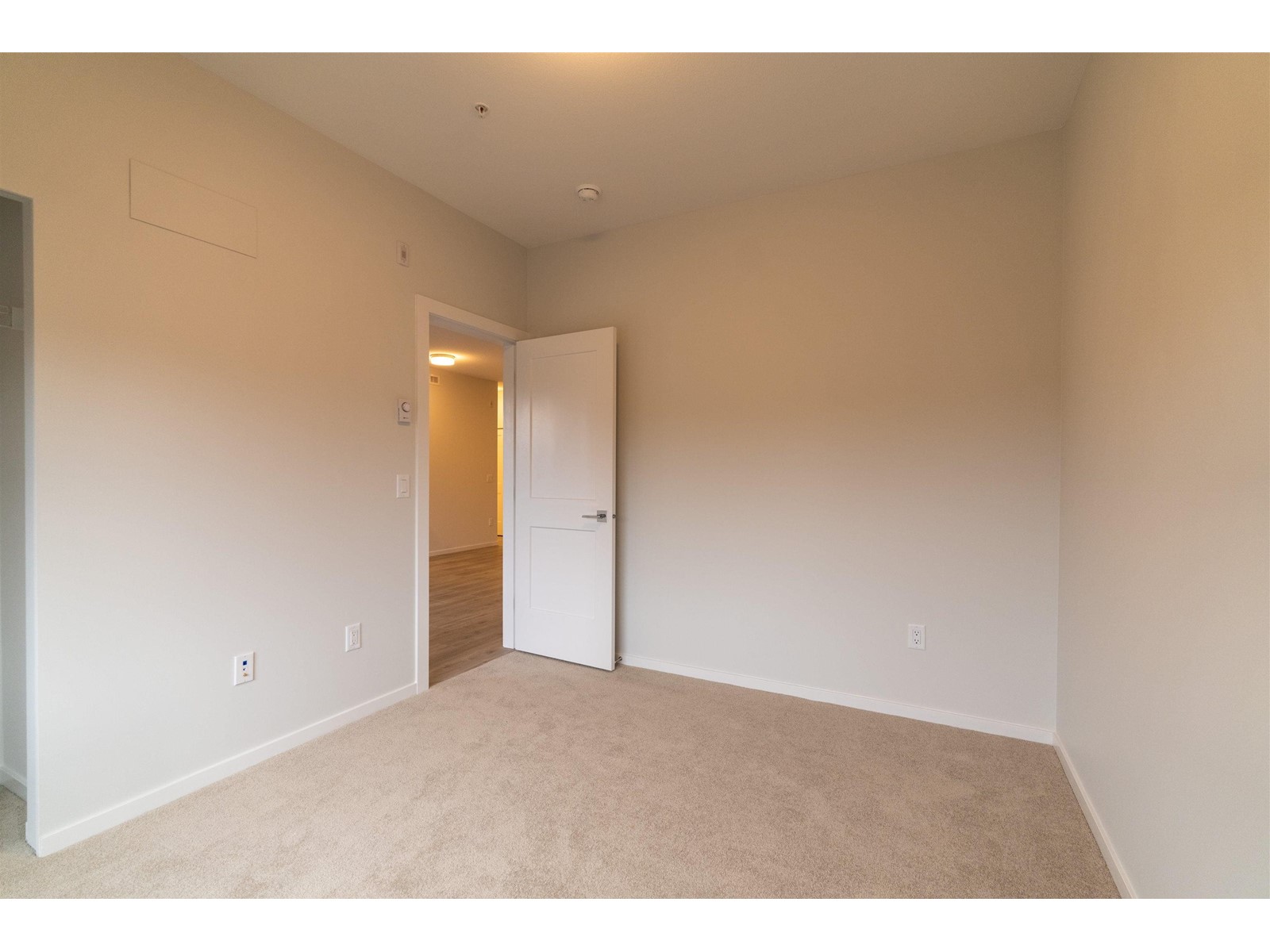 404 3317 148 Street, Surrey, British Columbia  V4P 0H5 - Photo 13 - R2953574