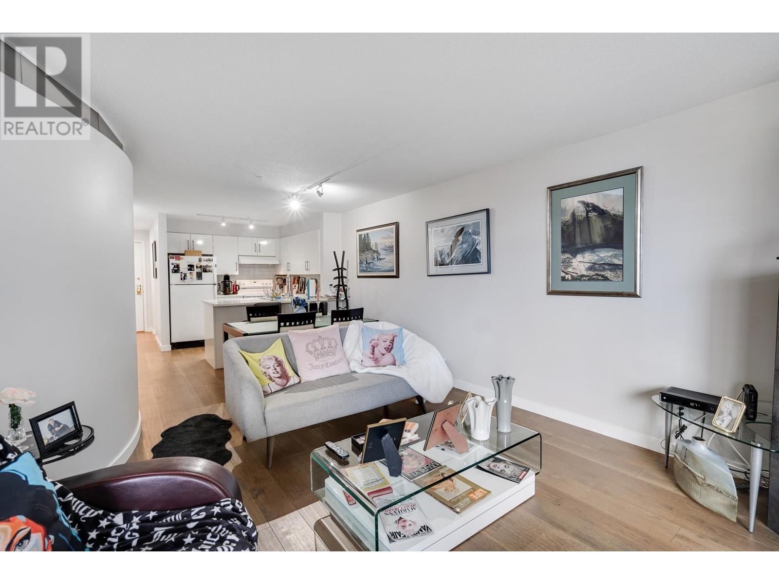 206 1208 Bidwell Street, Vancouver, British Columbia  V6G 2K9 - Photo 6 - R2953839